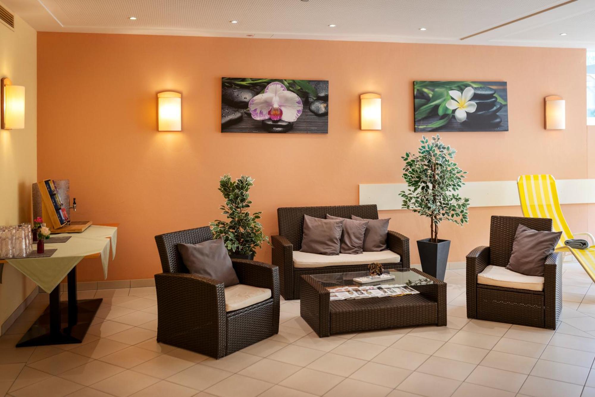 Jufa Hotel Kaprun - Summercard Included Exterior photo